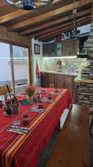 Къща Под Наем-Нощувки Targovichté Extérieur photo